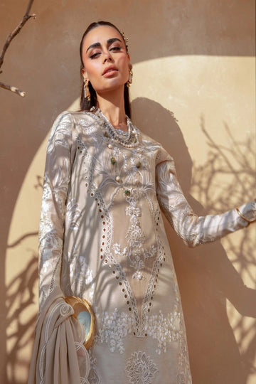 SAIRA SHAKIRA | NOVA | LATTE GLOW