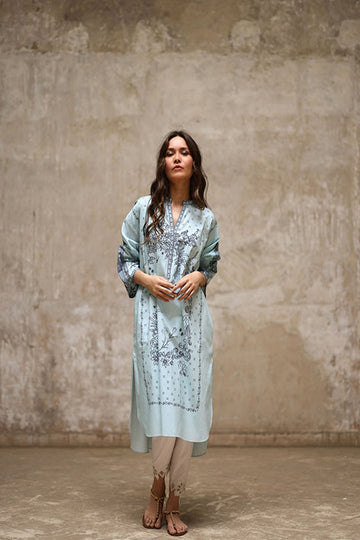 AMNA CHAUDHRY | PRET | RANIA 002